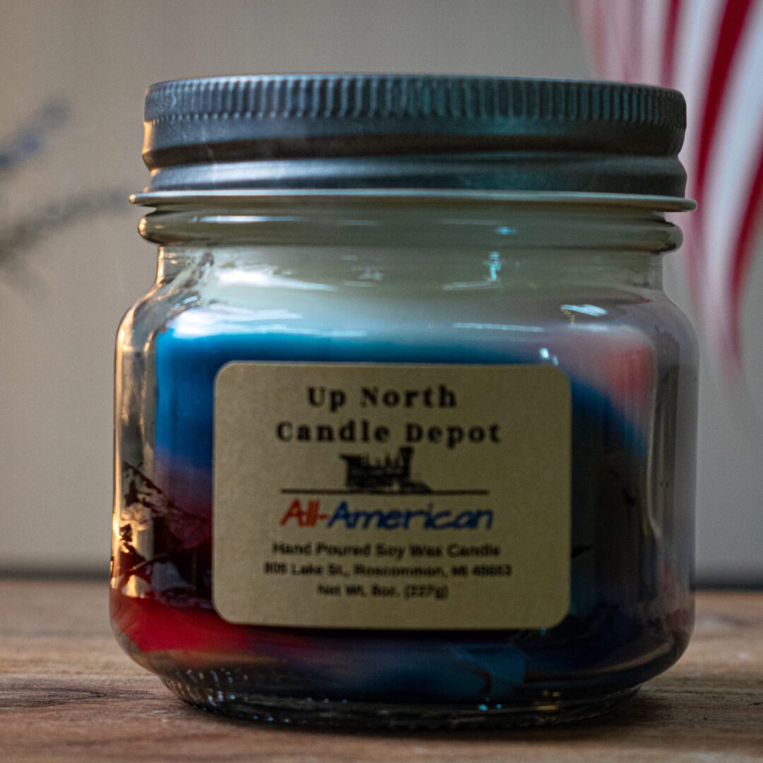 8 oz All American Candle with Lid Image